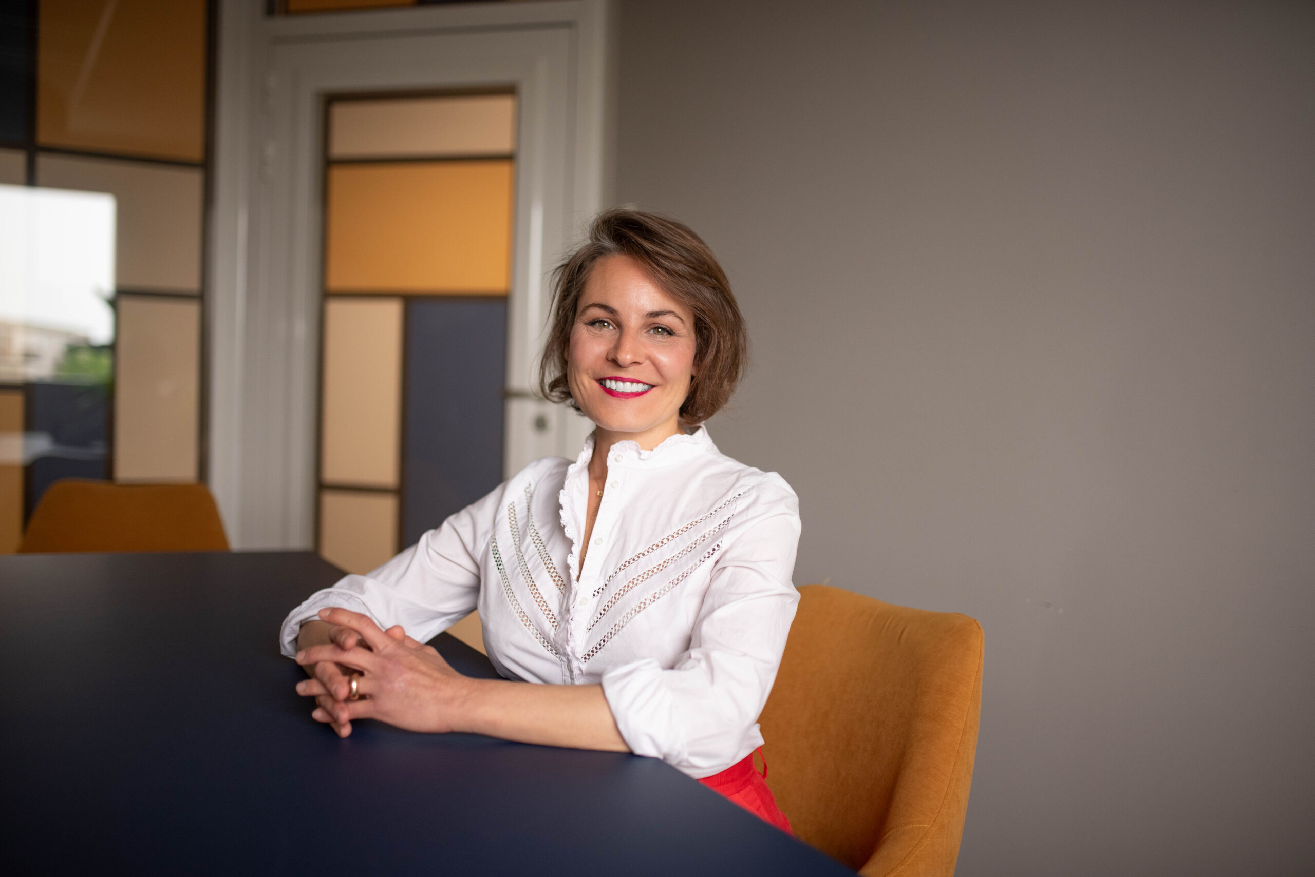 Débuts professionnels aux côtés de Me Françoise VANDENBROUCQUE, avec laquelle je me suis associée en 2016.